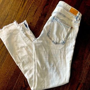 ZARA Basic Z1975 Women’s Denim Light Blue Skinny Ankle Distressed Jeans Size 36